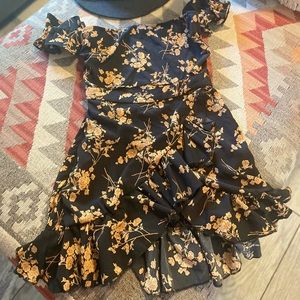 Brand Shein X Small off the shoulder floral dress with side zipper